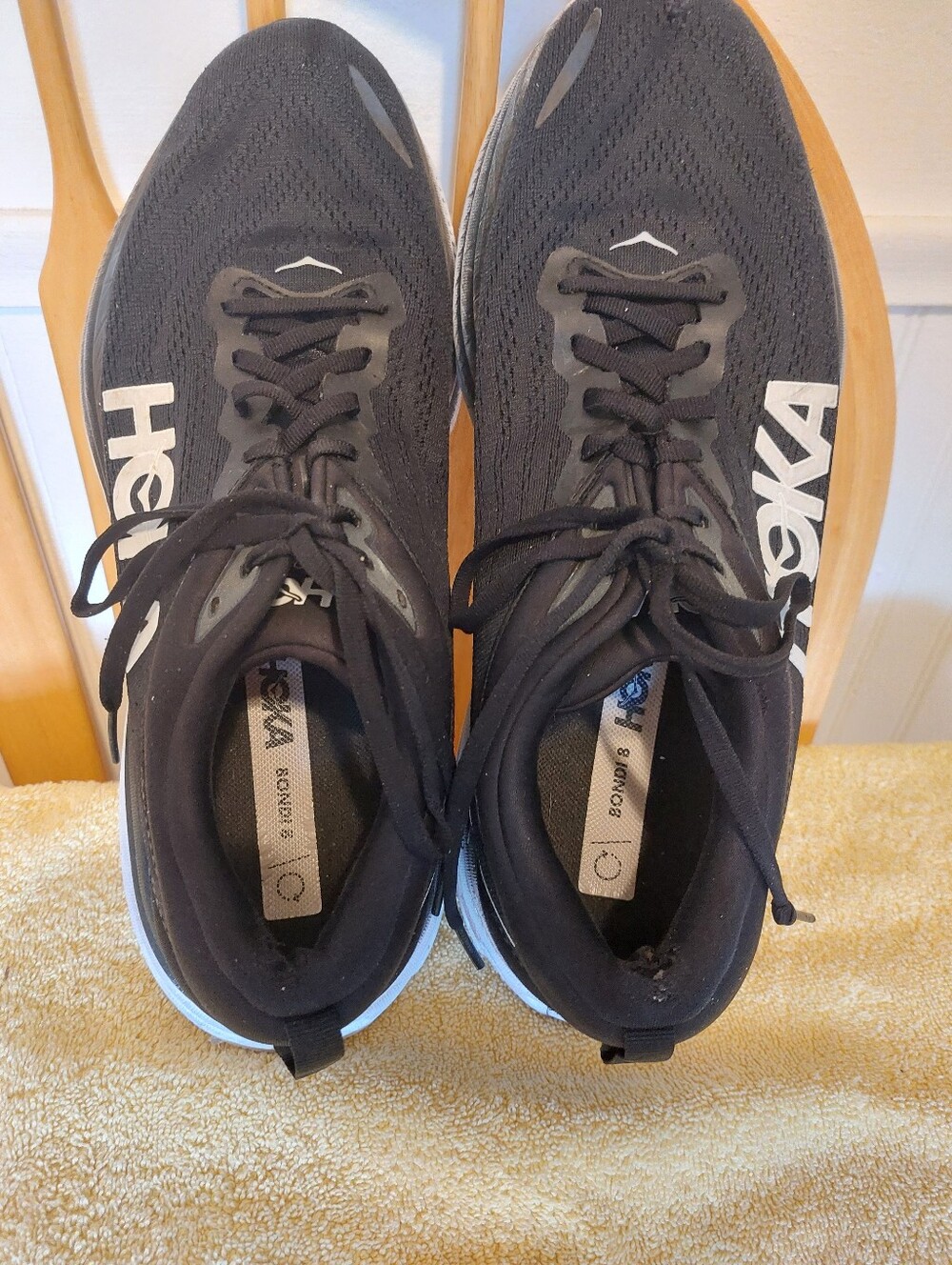Hoka One Bondi 8 Mens Running Sneakers Size 12